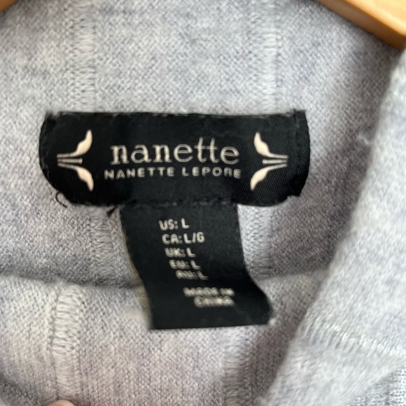 Nanette Lepore Gray Ribbed Merino Wool Turtleneck Sweater size large - Picture 3 of 5